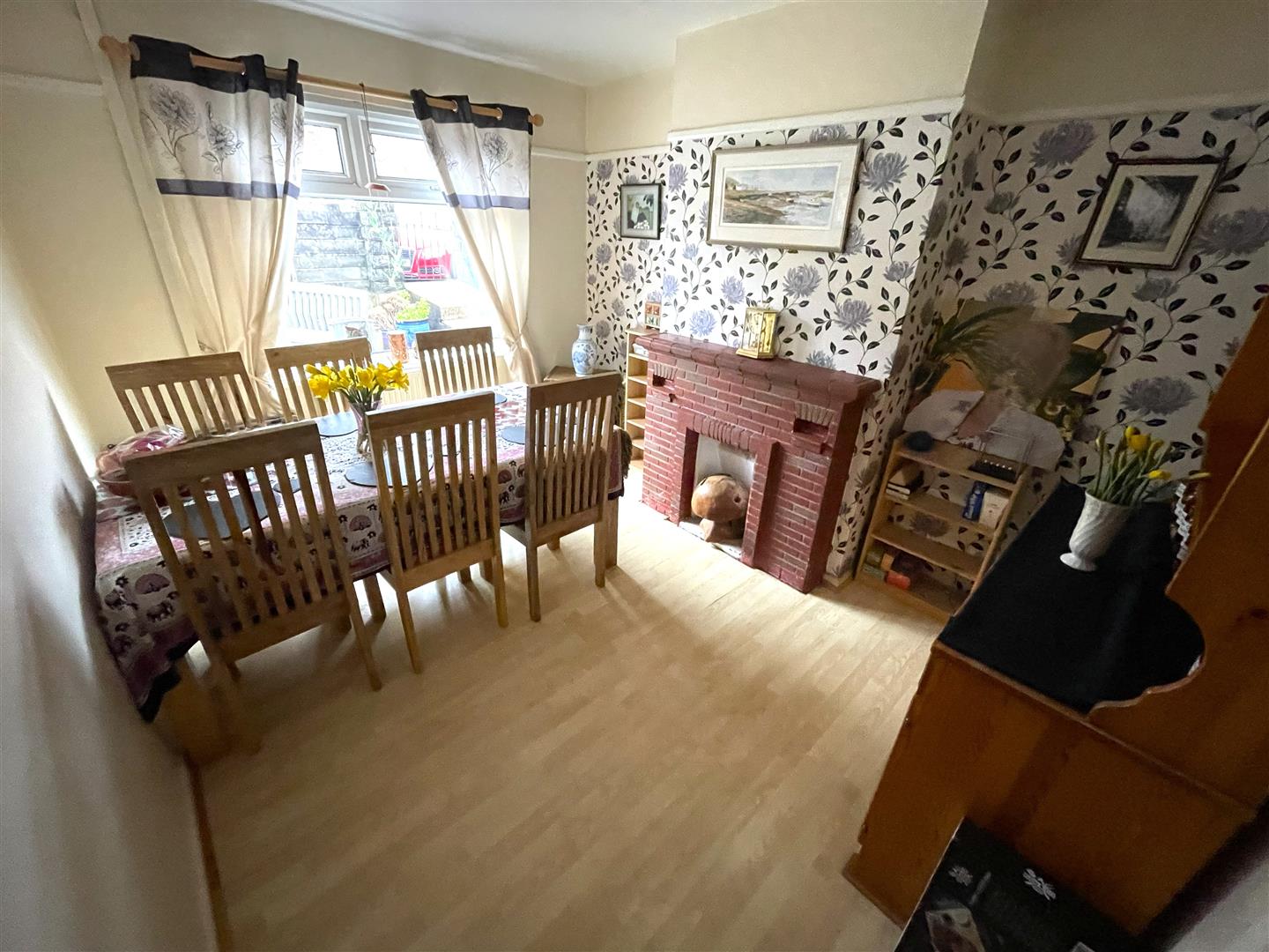 Dunraven Close, Penclawdd, Swansea, SA4 3FT